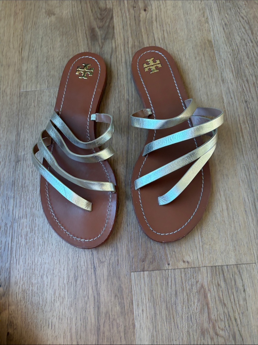 Tory Burch Gold Strappy Flat Sandals Women’s Size 10.5